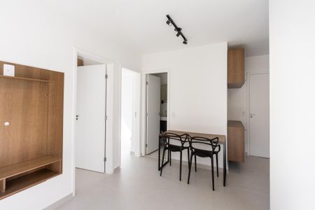 Apartamento à venda com 38m², 2 quartos e sem vaga Apartamento à venda com 38m², 2 quartos e sem vagaSala