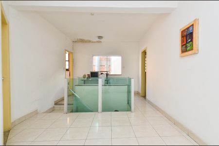 Casa à venda com 445m², 4 quartos e 3 vagas Casa à venda com 445m², 4 quartos e 3 vagasSala 2 Pavimento