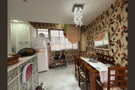 Apartamento à venda com 90m², 2 quartos e sem vagaCozinha