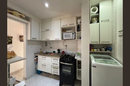 Apartamento à venda com 90m², 2 quartos e sem vagaCozinha