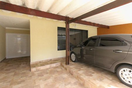 Apartamento à venda com 176m², 2 quartos e 3 vagas Apartamento à venda com 176m², 2 quartos e 3 vagasGaragem