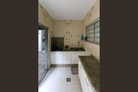 Apartamento à venda com 176m², 2 quartos e 3 vagas Apartamento à venda com 176m², 2 quartos e 3 vagasCozinha