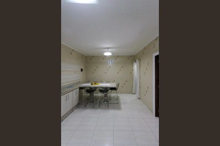 Apartamento à venda com 176m², 2 quartos e 3 vagas Apartamento à venda com 176m², 2 quartos e 3 vagasCozinha