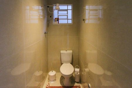 Apartamento à venda com 176m², 2 quartos e 3 vagas Apartamento à venda com 176m², 2 quartos e 3 vagasBanheiro de serviço