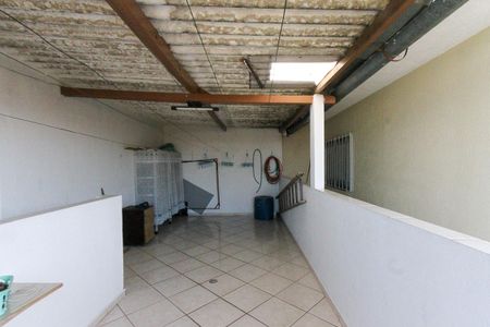 Apartamento à venda com 176m², 2 quartos e 3 vagas Apartamento à venda com 176m², 2 quartos e 3 vagasTerraço