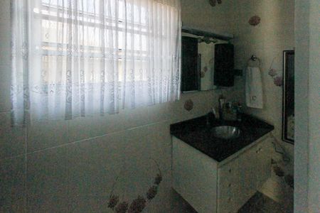 Apartamento à venda com 176m², 2 quartos e 3 vagas Apartamento à venda com 176m², 2 quartos e 3 vagasBanheiro Social