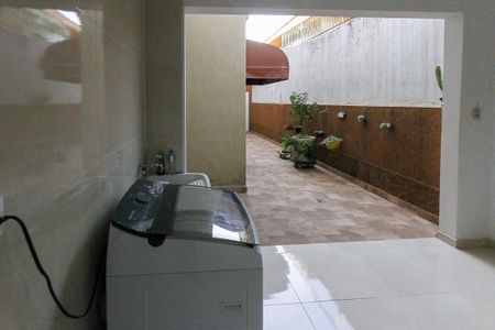 Apartamento à venda com 176m², 2 quartos e 3 vagas Apartamento à venda com 176m², 2 quartos e 3 vagasÁrea de Serviço