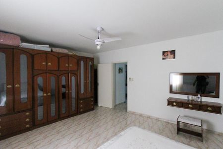 Apartamento à venda com 176m², 2 quartos e 3 vagas Apartamento à venda com 176m², 2 quartos e 3 vagasQuarto 02