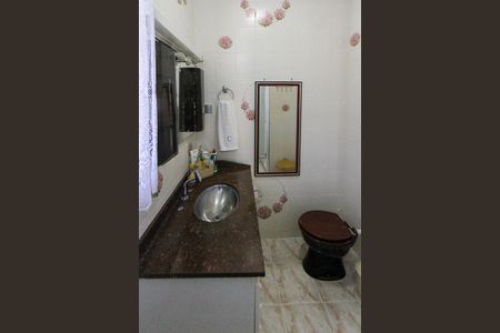 Apartamento à venda com 176m², 2 quartos e 3 vagas Apartamento à venda com 176m², 2 quartos e 3 vagasBanheiro Social