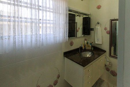 Apartamento à venda com 176m², 2 quartos e 3 vagas Apartamento à venda com 176m², 2 quartos e 3 vagasBanheiro Social