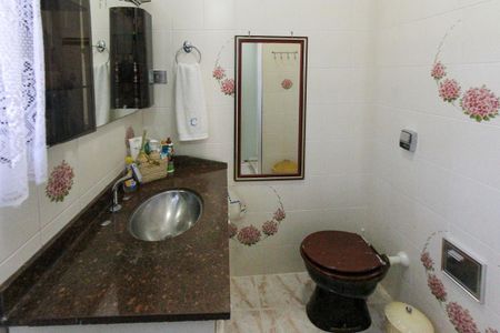 Apartamento à venda com 176m², 2 quartos e 3 vagas Apartamento à venda com 176m², 2 quartos e 3 vagasBanheiro Social