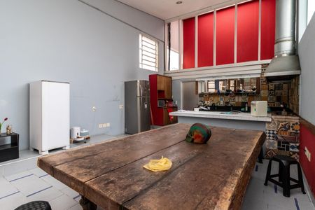 Casa à venda com 402m², 5 quartos e 2 vagas