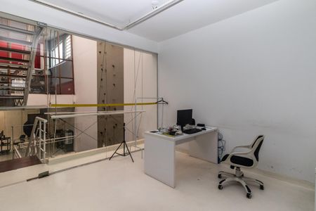 Casa à venda com 402m², 5 quartos e 2 vagas Casa à venda com 402m², 5 quartos e 2 vagasSuite 3