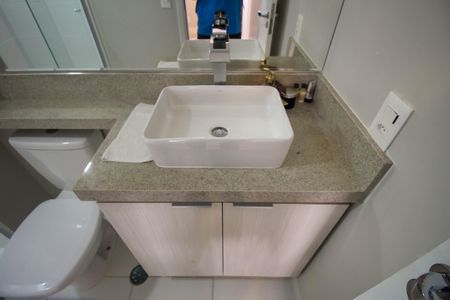 Apartamento à venda com 89m², 2 quartos e 2 vagasBanheiro da Suíte 2