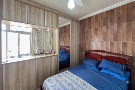 Apartamento à venda com 198m², 4 quartos e 2 vagas Apartamento à venda com 198m², 4 quartos e 2 vagasSuíte