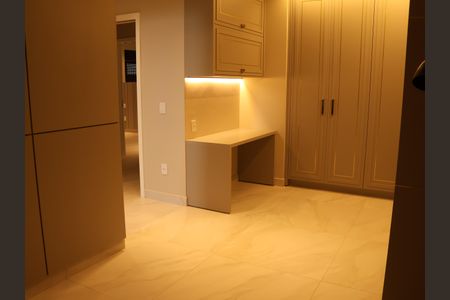 Apartamento para alugar com 120m², 3 quartos e 2 vagasSuíte 3