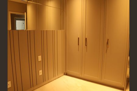 Apartamento para alugar com 120m², 3 quartos e 2 vagasSuíte 1