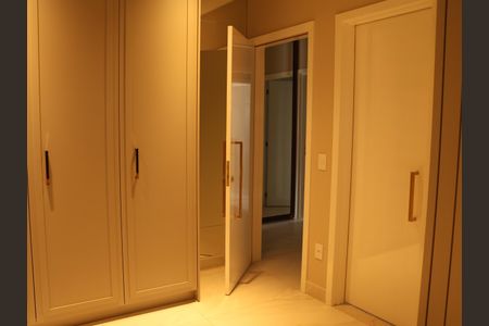 Apartamento para alugar com 120m², 3 quartos e 2 vagasSuíte 1