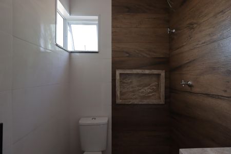 Apartamento à venda com 100m², 2 quartos e 1 vagaBanheiro da Suíte