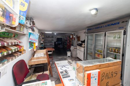 Casa à venda com 149m², 2 quartos e 2 vagas Casa à venda com 149m², 2 quartos e 2 vagasGaragem