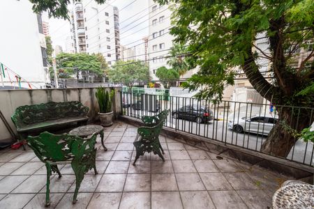 Casa à venda com 149m², 2 quartos e 2 vagas Casa à venda com 149m², 2 quartos e 2 vagasVaranda da Sala