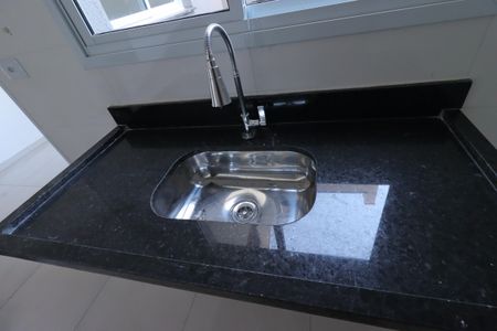 Apartamento à venda com 100m², 2 quartos e 1 vagaCozinha - Pia