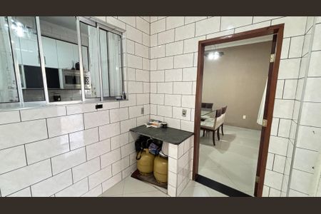 Casa à venda com 225m², 3 quartos e 4 vagas Casa à venda com 225m², 3 quartos e 4 vagasÁrea de Serviço