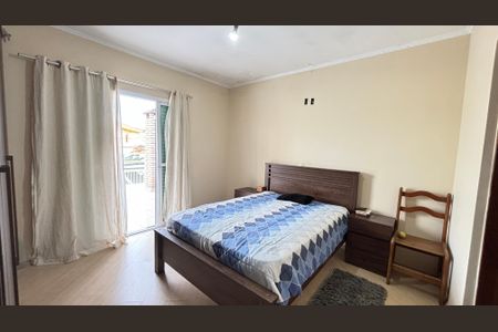 Casa à venda com 225m², 3 quartos e 4 vagas Casa à venda com 225m², 3 quartos e 4 vagasSuíte