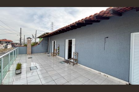 Casa à venda com 225m², 3 quartos e 4 vagas Casa à venda com 225m², 3 quartos e 4 vagasVaranda da Suíte