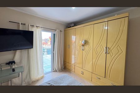 Casa à venda com 225m², 3 quartos e 4 vagas Casa à venda com 225m², 3 quartos e 4 vagasQuarto 2