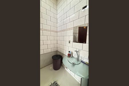 Casa à venda com 225m², 3 quartos e 4 vagas Casa à venda com 225m², 3 quartos e 4 vagasBanheiro da Suíte