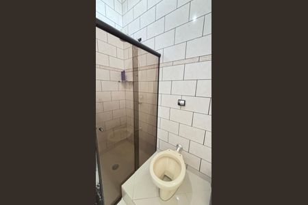 Casa à venda com 225m², 3 quartos e 4 vagas Casa à venda com 225m², 3 quartos e 4 vagasBanheiro da Suíte