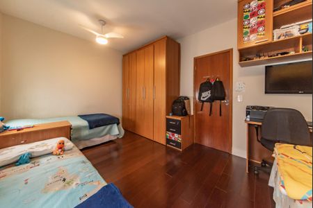 Casa à venda com 100m², 3 quartos e 2 vagas Casa à venda com 100m², 3 quartos e 2 vagasQuarto 1