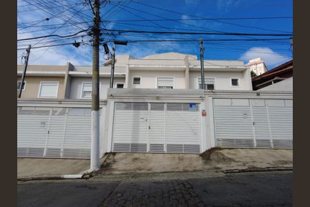 Casa à venda com 100m², 3 quartos e 2 vagasFachada