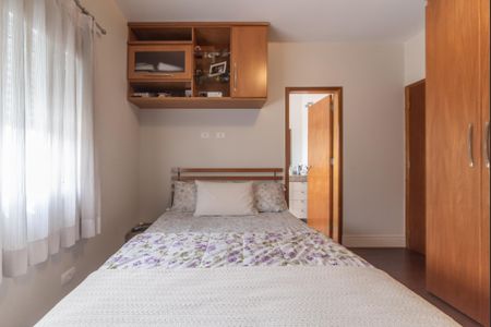 Casa à venda com 100m², 3 quartos e 2 vagas Casa à venda com 100m², 3 quartos e 2 vagasSuite