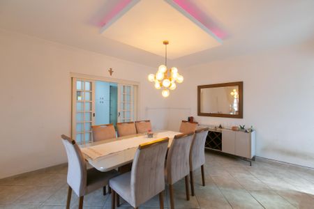 Casa para alugar com 300m², 2 quartos e sem vagaSala de Jantar