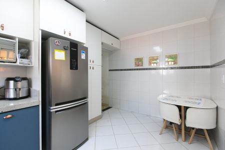 Casa para alugar com 300m², 2 quartos e sem vagaCozinha
