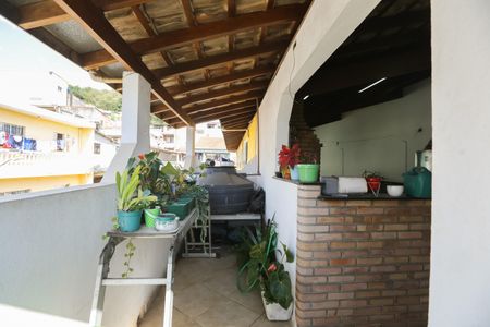 Casa para alugar com 300m², 2 quartos e sem vagaÁrea Externa