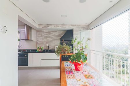 Apartamento para alugar com 150m², 3 quartos e 3 vagas Apartamento para alugar com 150m², 3 quartos e 3 vagasVaranda