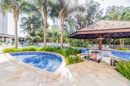 Apartamento para alugar com 150m², 3 quartos e 3 vagas Apartamento para alugar com 150m², 3 quartos e 3 vagasÁrea comum - Piscina