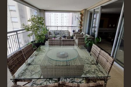 Apartamento à venda com 192m², 4 quartos e 4 vagasFoto 08