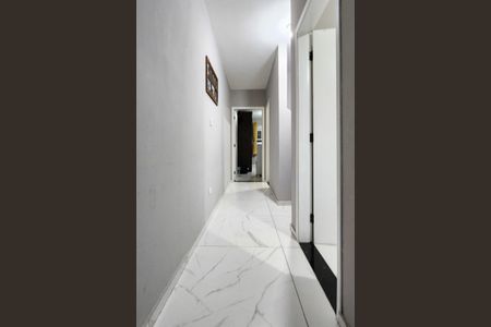 Casa à venda com 125m², 3 quartos e 2 vagas Casa à venda com 125m², 3 quartos e 2 vagasCorredor