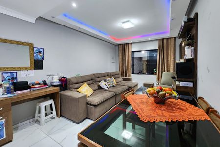 Casa à venda com 125m², 3 quartos e 2 vagas Casa à venda com 125m², 3 quartos e 2 vagasSala