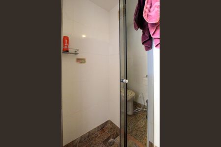 Apartamento para alugar com 200m², 3 quartos e 2 vagasBanheiro da Suíte 2