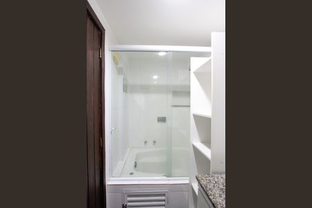 Apartamento para alugar com 200m², 3 quartos e 2 vagasBanheiro da Suíte 3