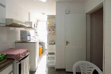 Apartamento para alugar com 200m², 3 quartos e 2 vagasCozinha