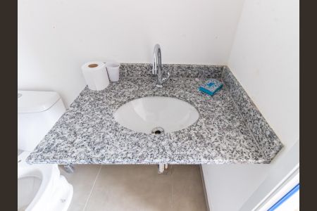 Studio para alugar com 27m², 1 quarto e sem vaga Studio para alugar com 27m², 1 quarto e sem vagaBanheiro