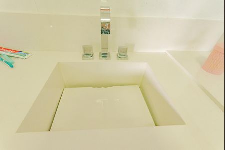 Casa de condomínio à venda com 320m², 3 quartos e 4 vagasBanheiro da Suíte 2