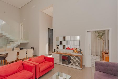 Casa de condomínio à venda com 320m², 3 quartos e 4 vagasSala