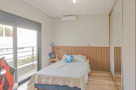 Casa de condomínio à venda com 320m², 3 quartos e 4 vagasSuíte 2